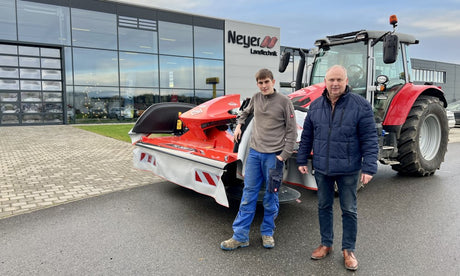 Ein neues Frontmähwerk von KUHN