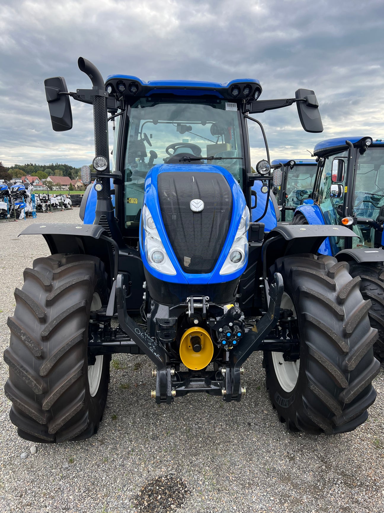 New Holland T6