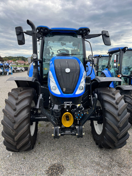 New Holland T6