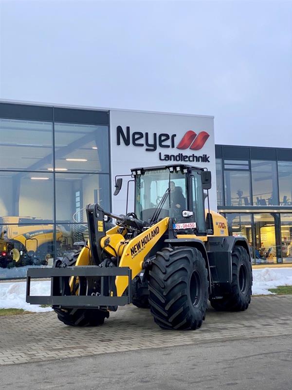 New Holland Radlader