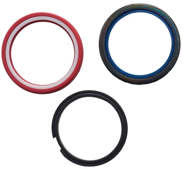 Jeu de bagues d'étanchéité pour cylindre de direction