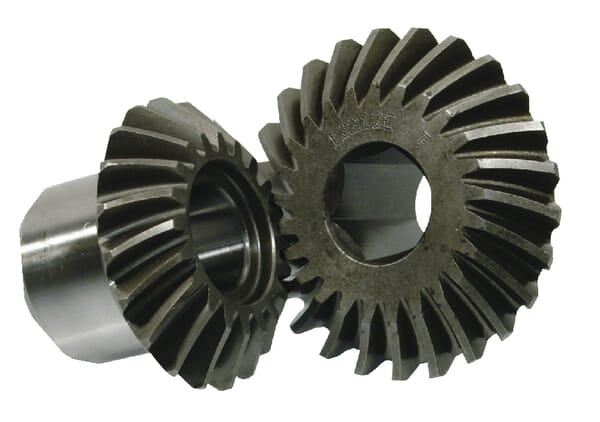 AGCO Kegelradsatz 140519