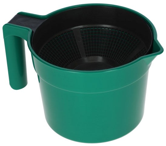 Kerbl Vormelkbecher 1,5 Liter Premium, grün - 15670