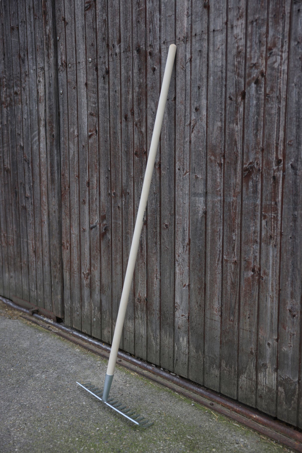 Kerbl Straßenrechen 16 Zinken sandgestrahlt und verzinkt - 29364