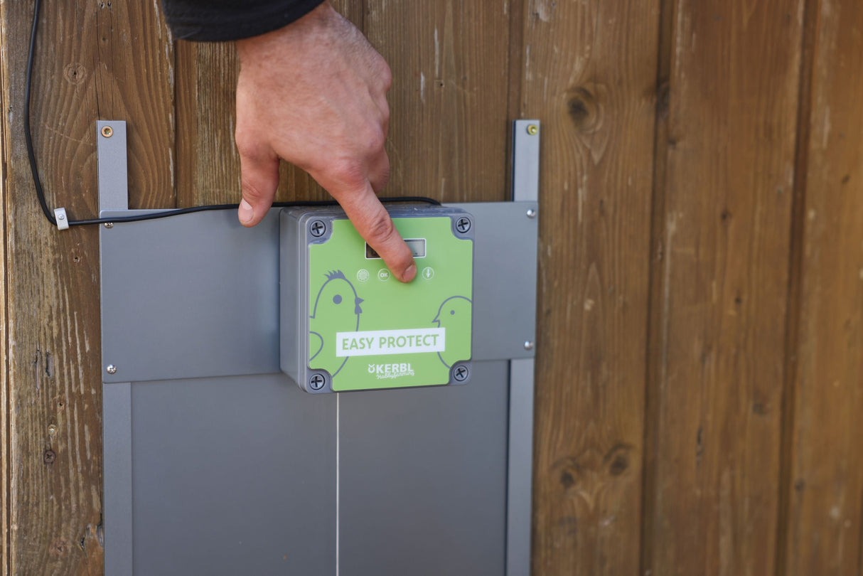 Kerbl automatische Hühnertür Easy Protect Steuerung mit Tür - 70590