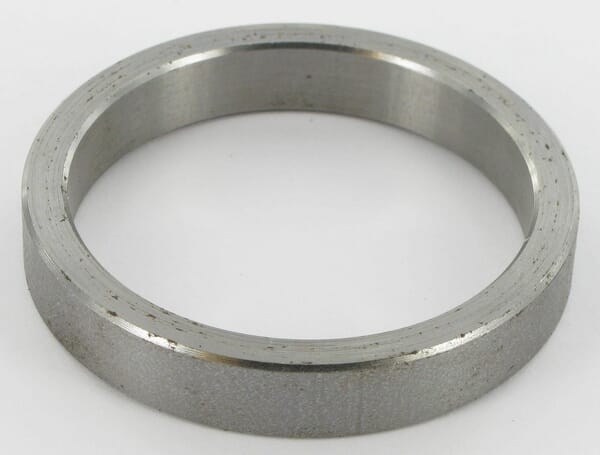 Pièce intermédiaire