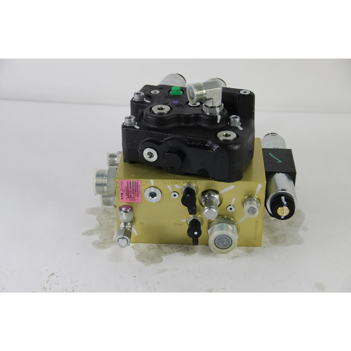 Original New Holland CNH Ersatzteil Nummer 51562915R AUSTAUSCH-HYDRAULIKV