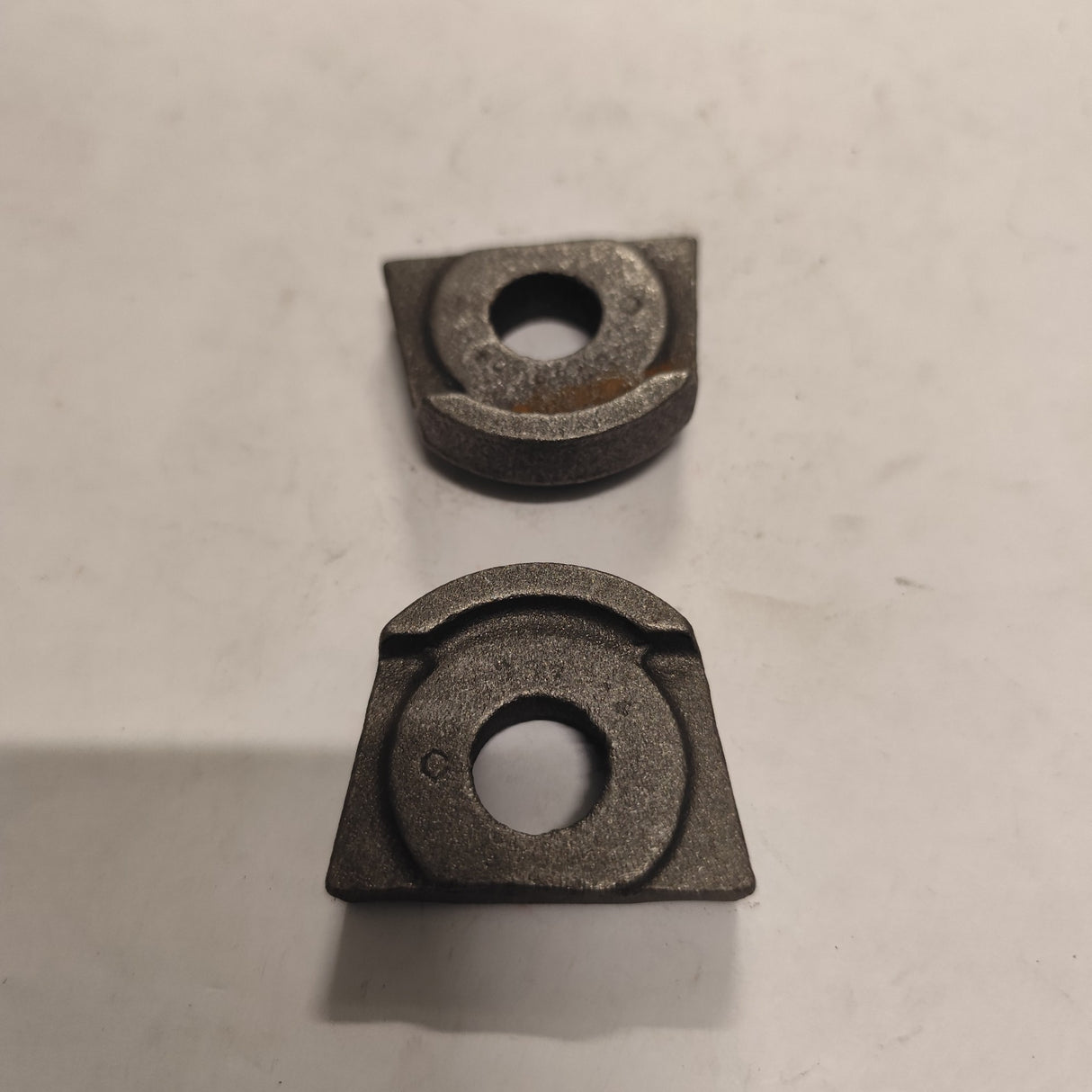 KUHN BEFESTIGUNGSLASCHE - 10 Stück 58525700