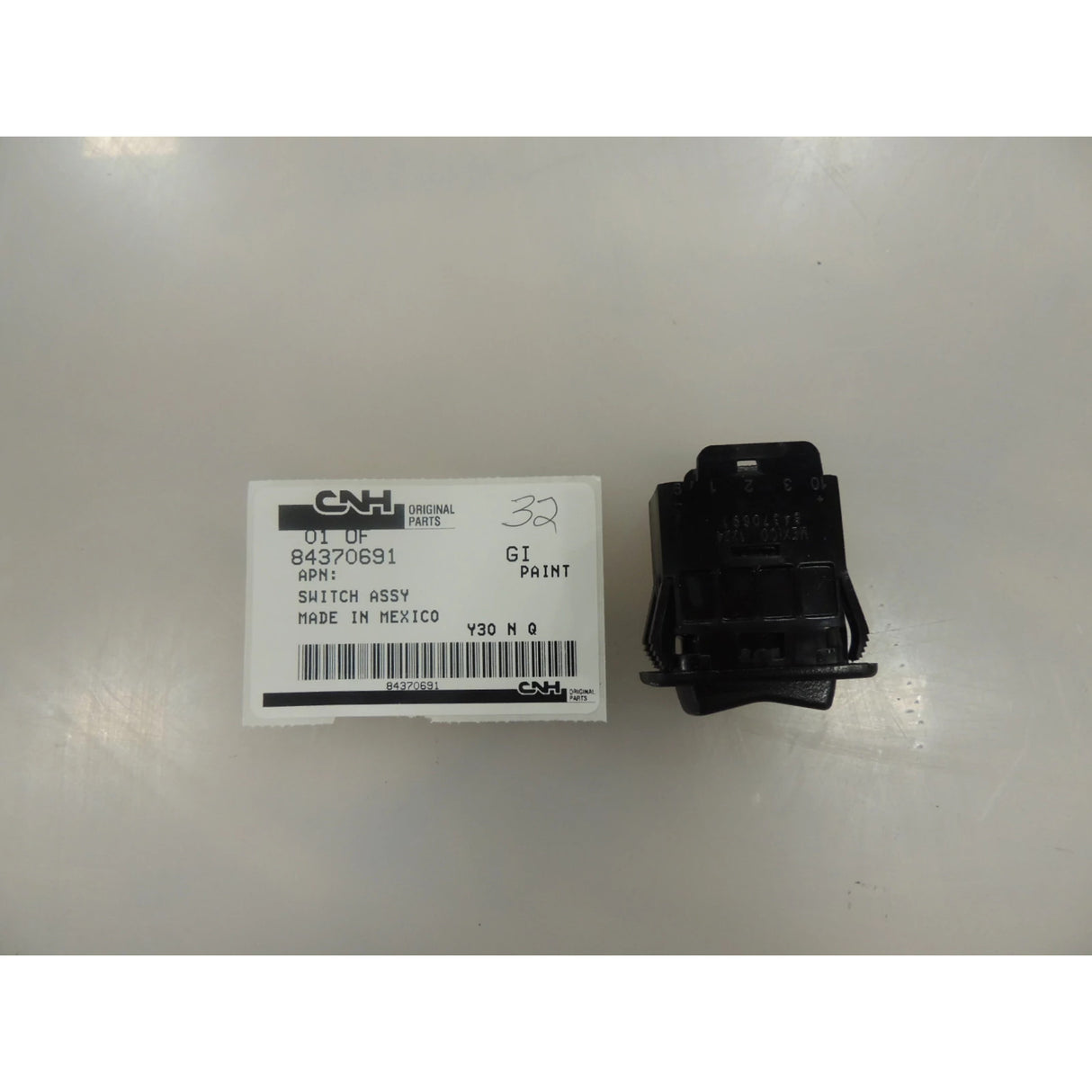 New Holland original Ersatzteil SCHALTEREINHEIT 84370691