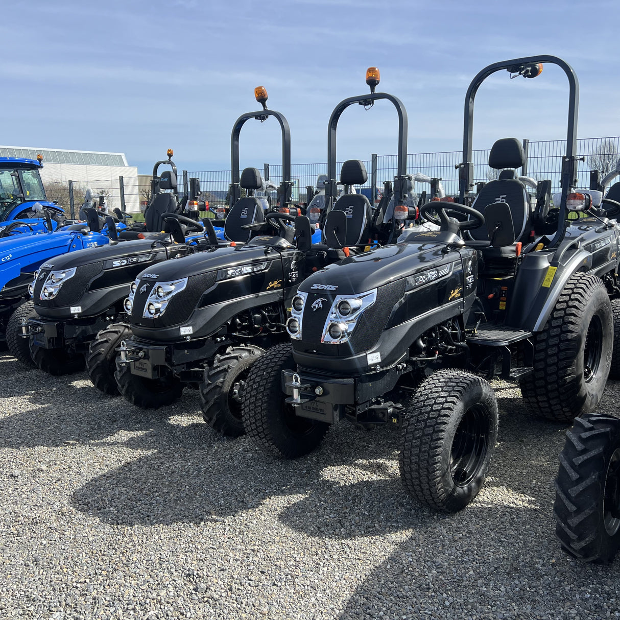 Solis 26 HST Black Panther