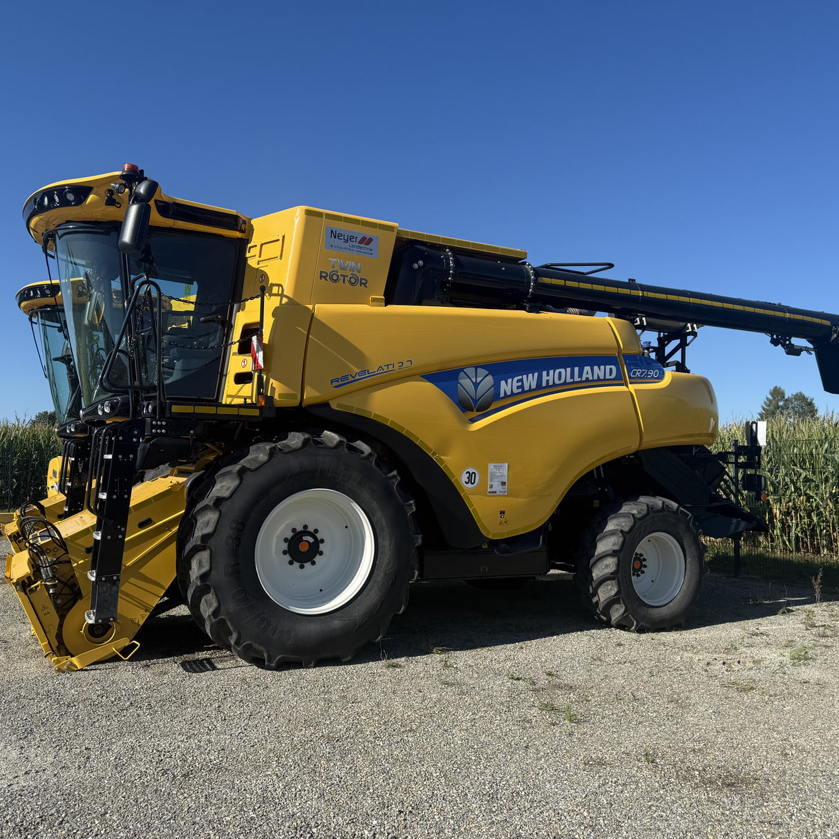 New Holland CR7.90 Mähdrescher - gebraucht - Baujahr 2021