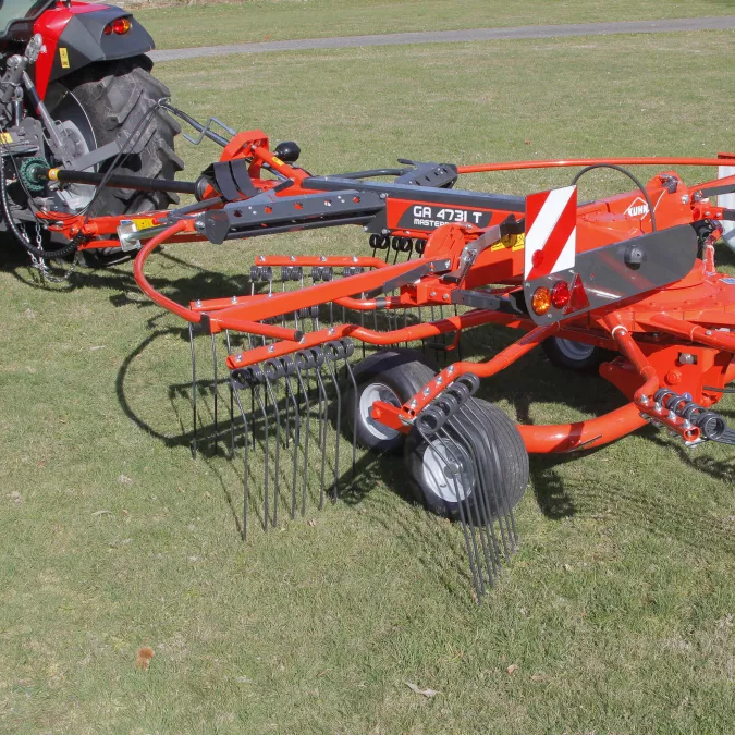 KUHN GA 1031 T Schwader