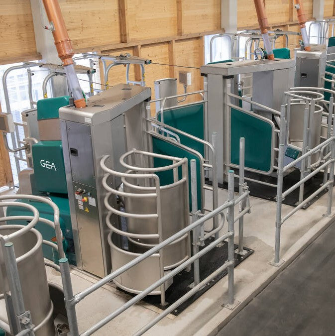 GEA DairyRobot R9600