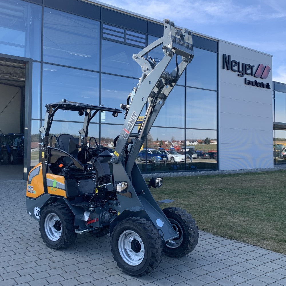 Electric wheel loader G2200E