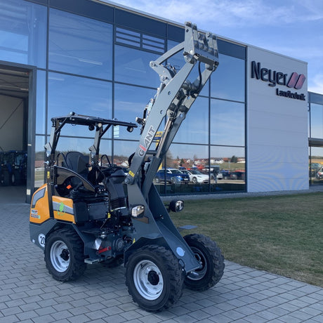 Electric wheel loader G2200E