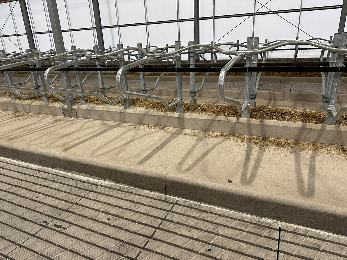 BETEBE Strohexpress Einstreutechnik