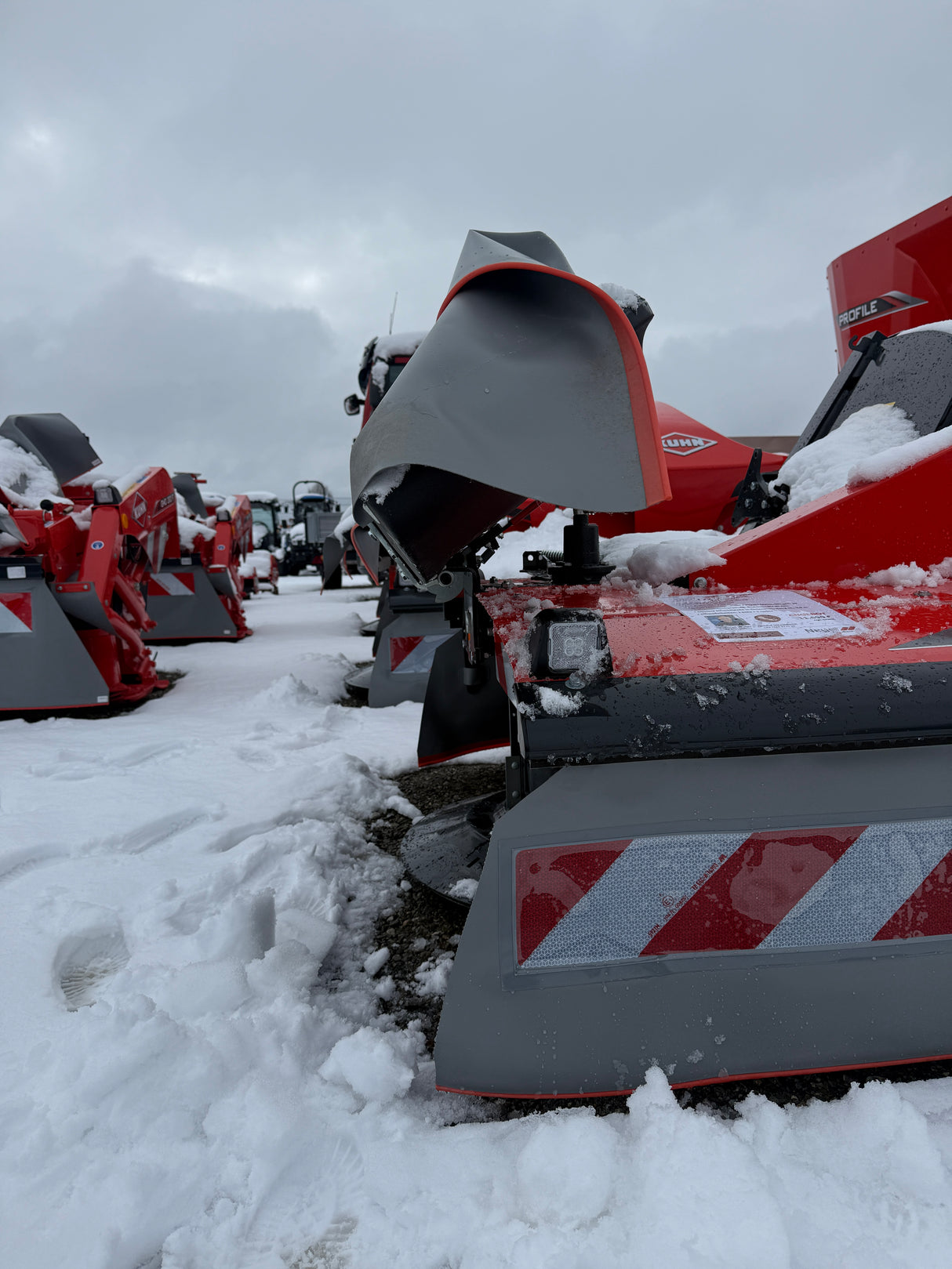 KUHN PZ 2721 F Fronttrommelmähwerk