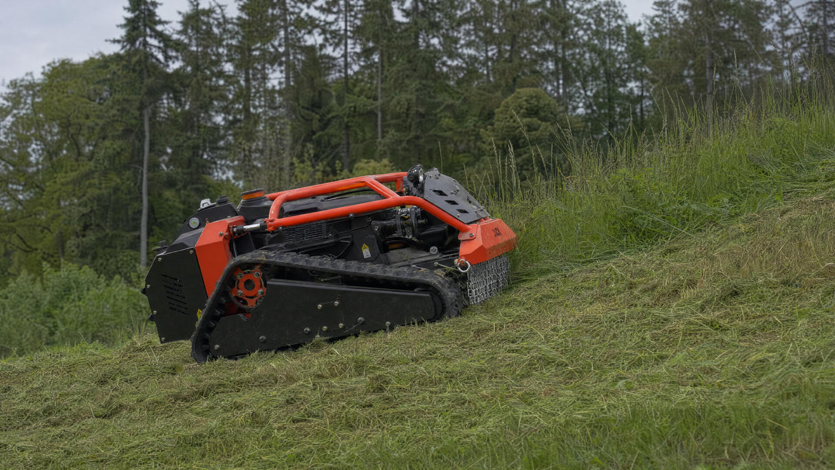 Jack Mulcher ferngesteuerte Mähraupe mit Mulchdeck für Steilhänge