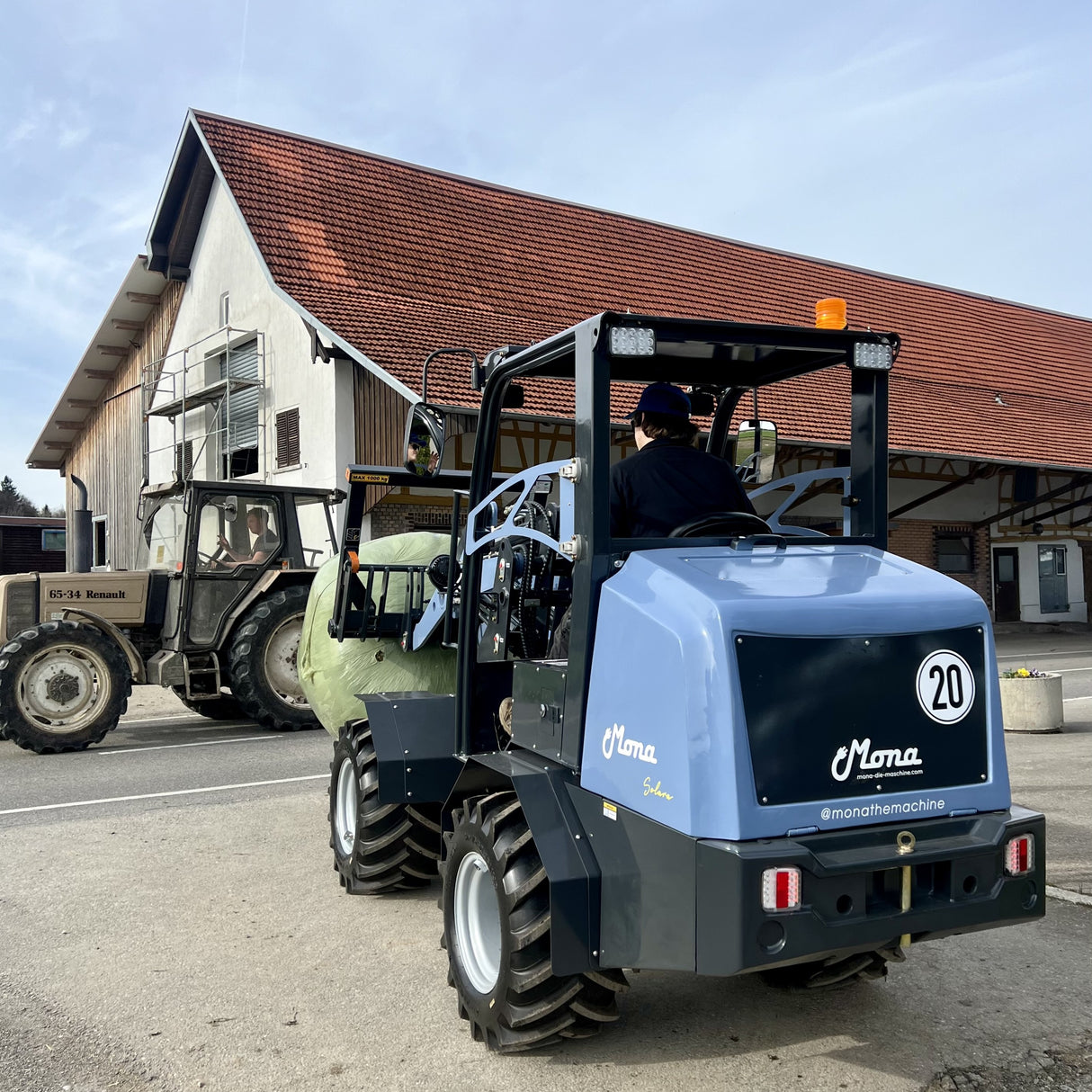 MONA Solara elektrischer Radlader