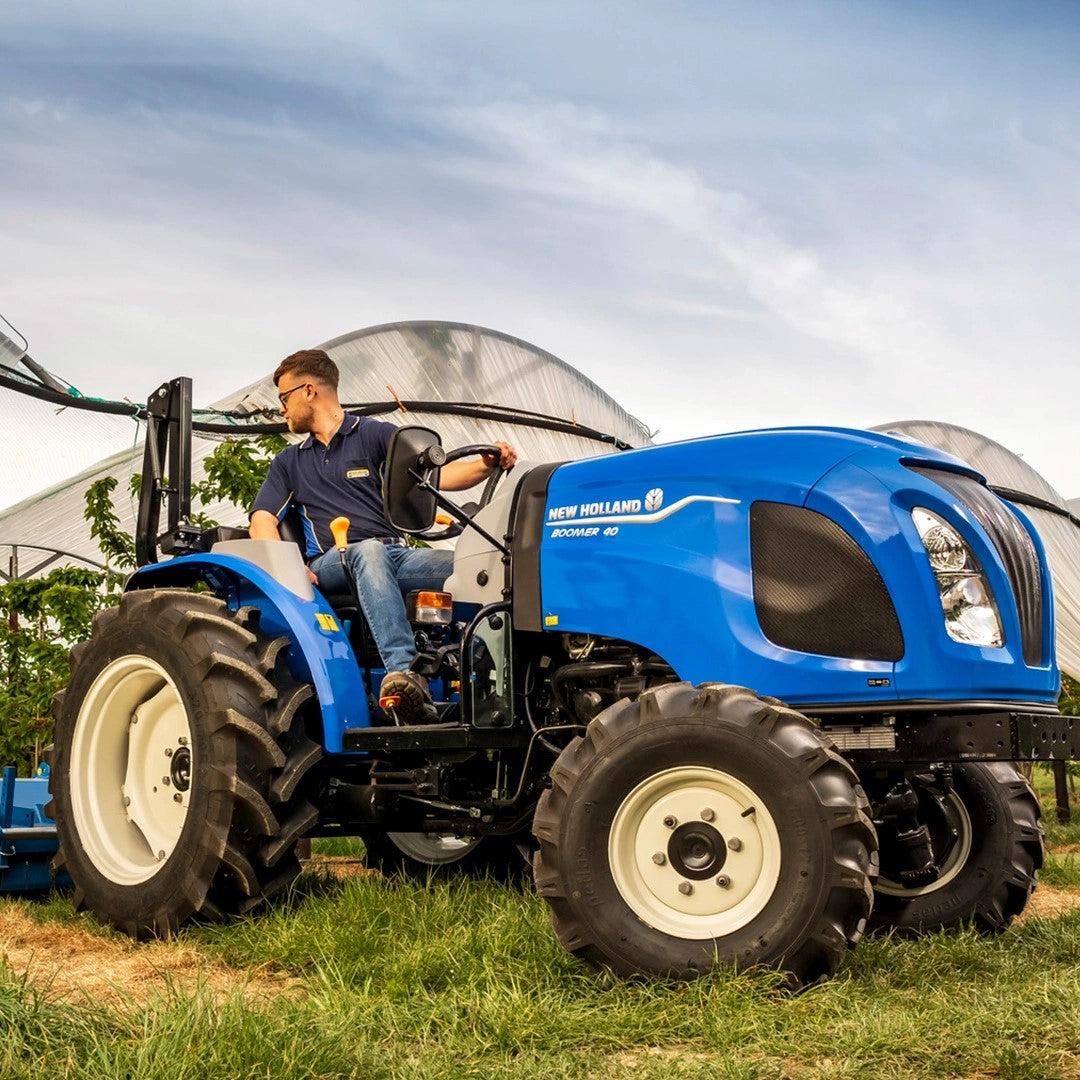 New Holland Boomer 40 kompakter Traktor