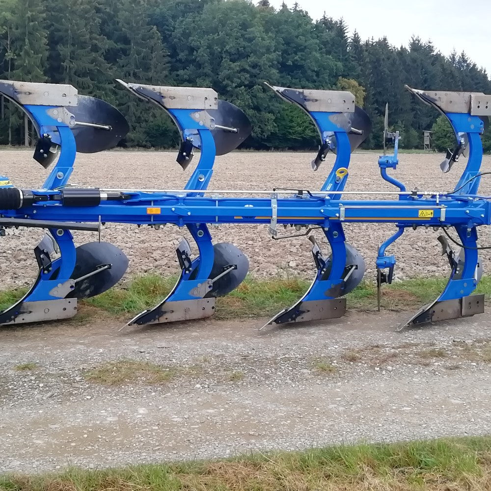 New Holland PH Pflug