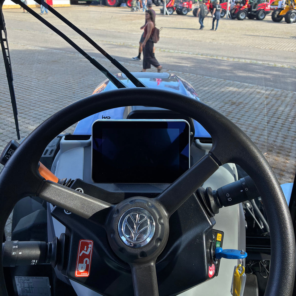 New Holland T4.100 F