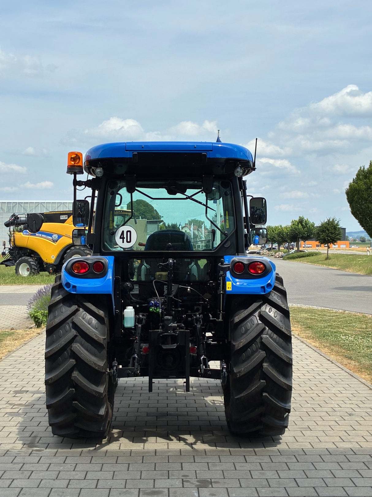 New Holland T4.75S Traktor