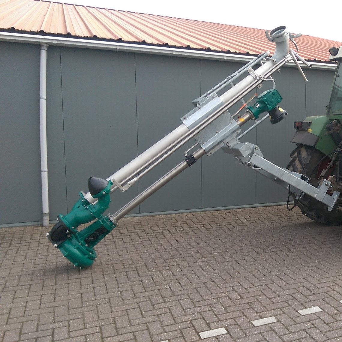 Long shaft high pressure pump