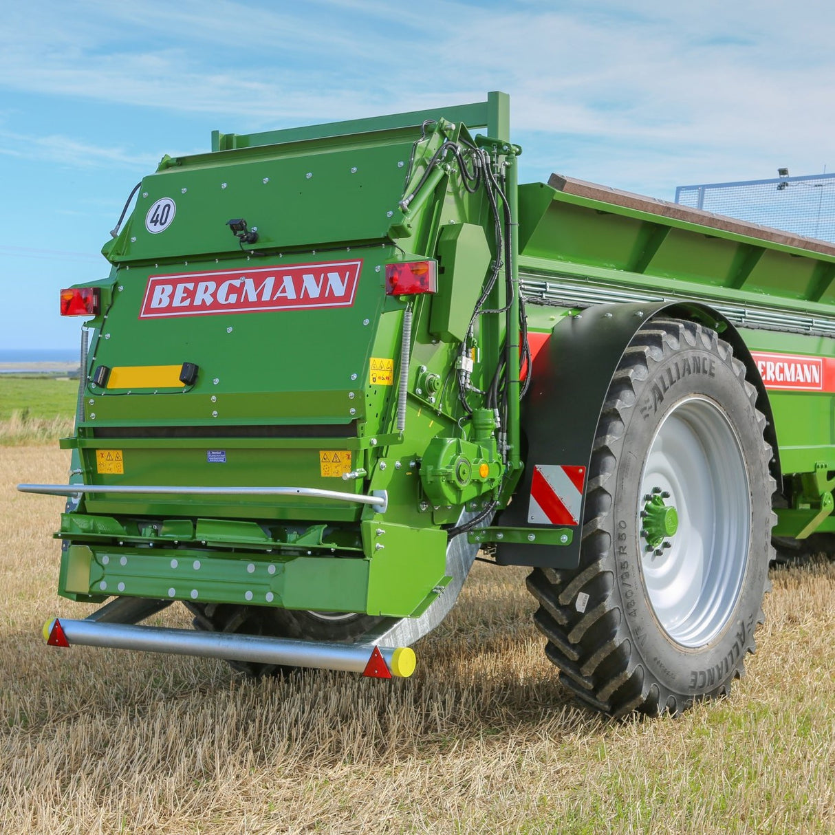 TSW series low bed universal spreader