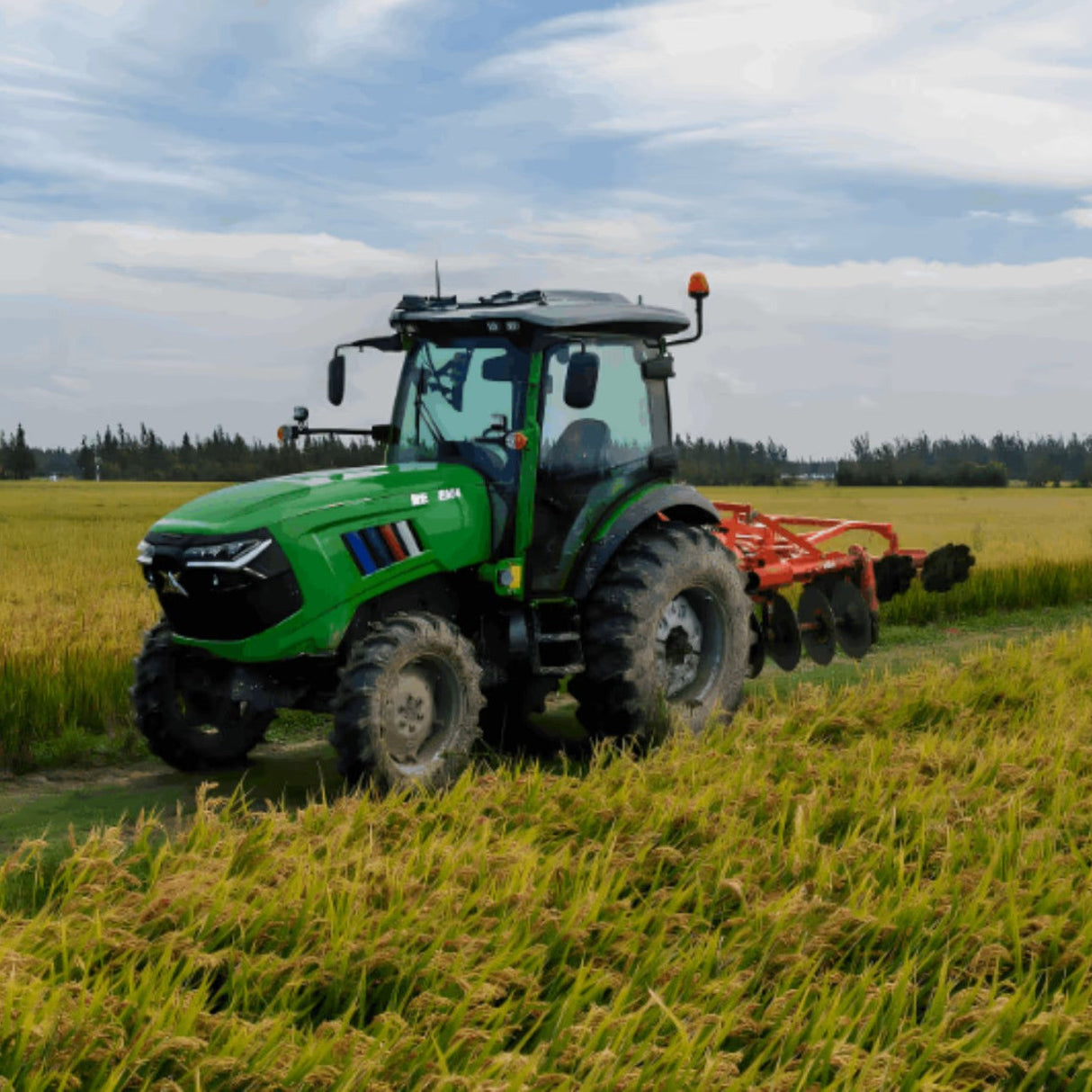 Xeevo E904i Elektro-Traktor mit 100 PS