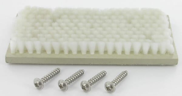 Brosse d'étanchéité avec vis