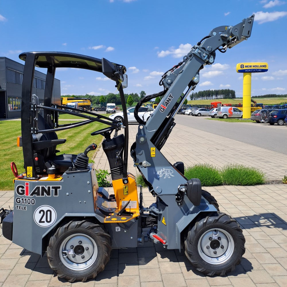 Telescopic wheel loader G1100 TELE