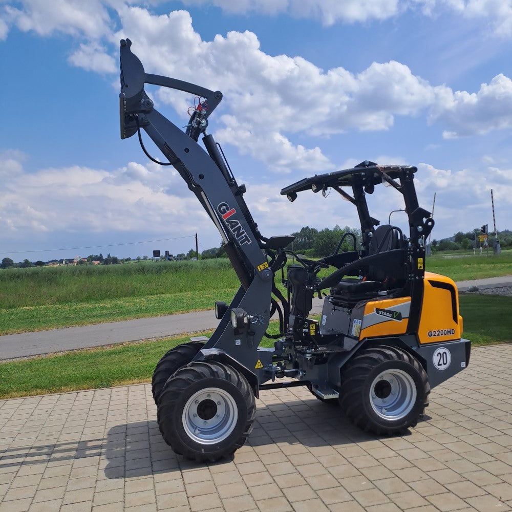 Wheel loader G2200 HD