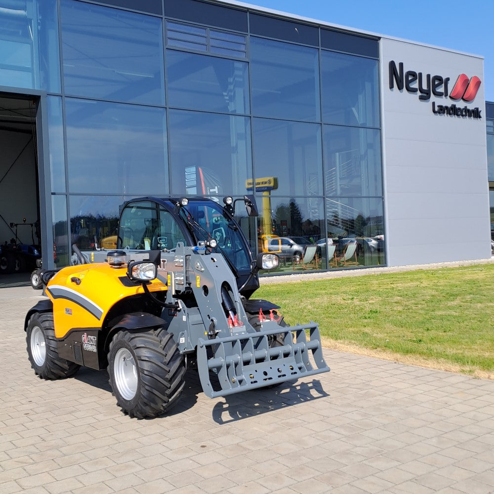 Tobroco GiANT Teleskoplader GT5048