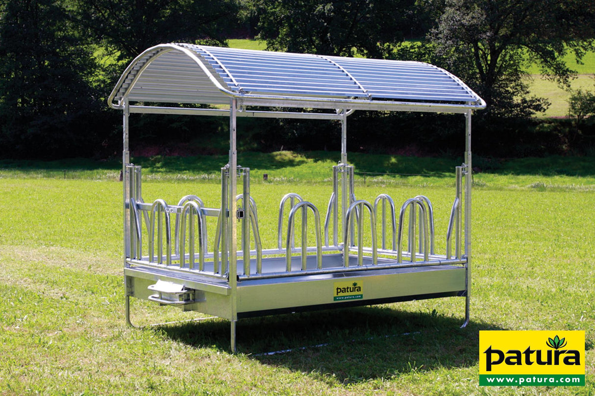 Patura Großballenraufe mit Palisadenfressgittern und Dach 303535