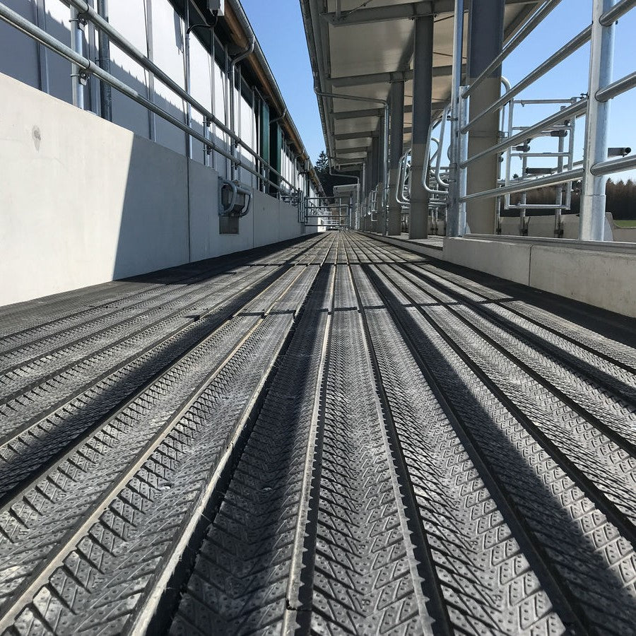 Magellan walkway flooring