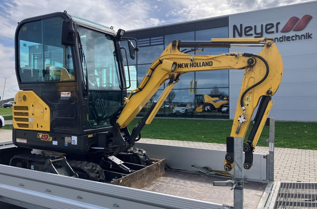 New Holland E19 C Minibagger gebaucht Baujahr 2021