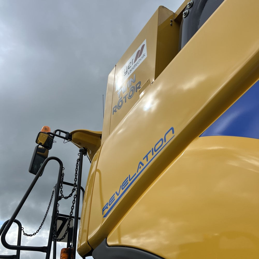 New Holland CR7.80 Revelation Mähdrescher