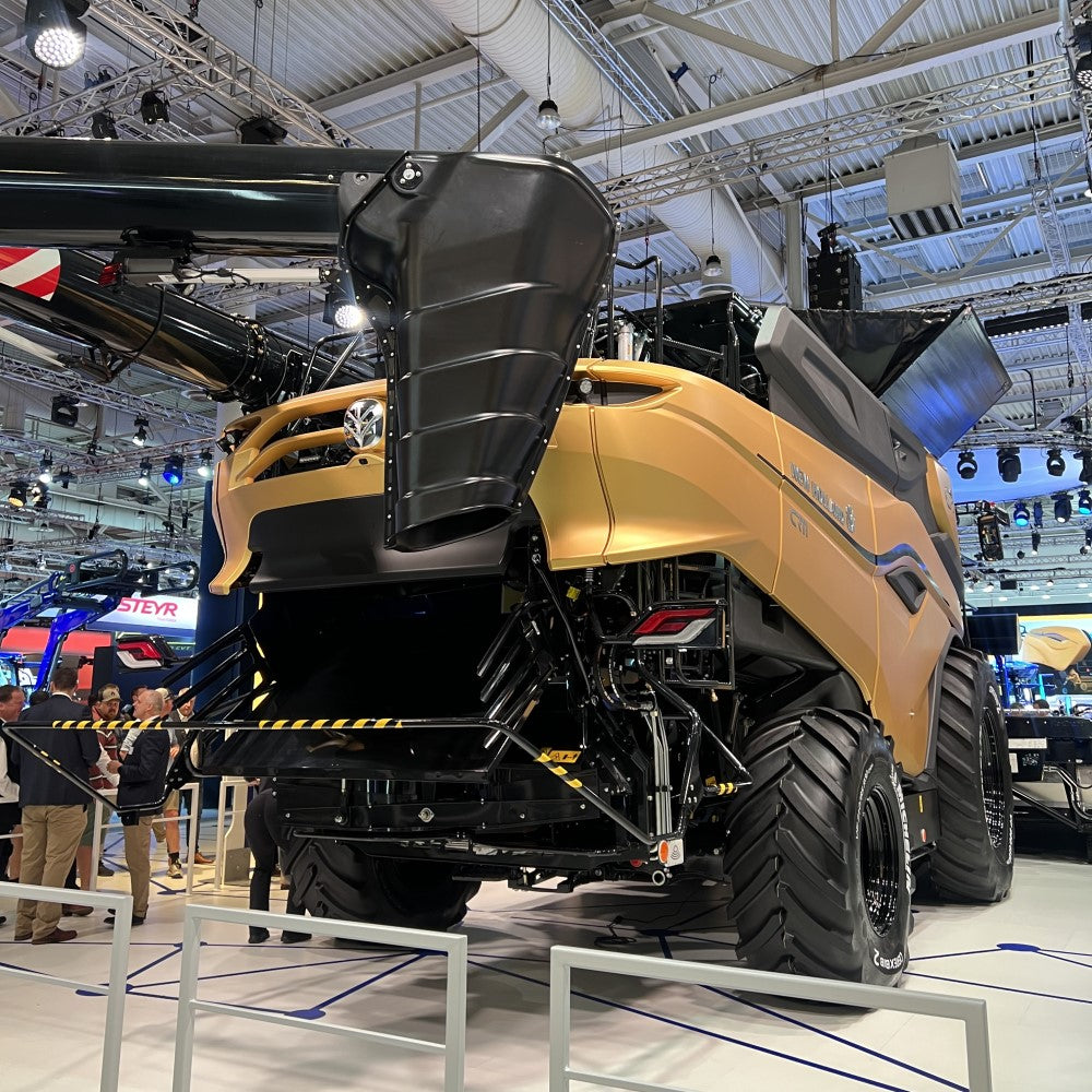 New Holland CR11 Mähdrescher