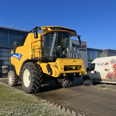 New Holland CX8.90 Mähdrescher