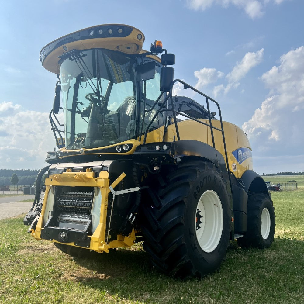 New Holland FR550 Feldhäcksler