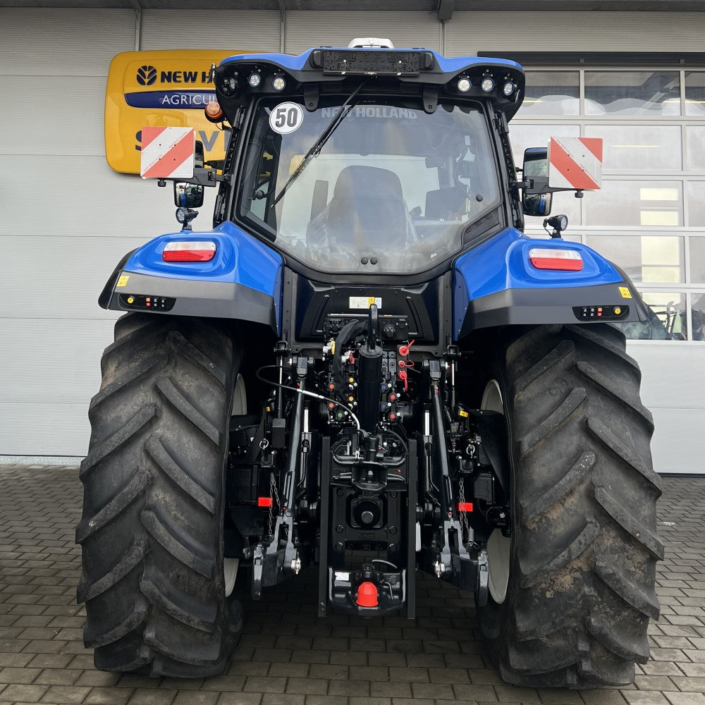 New Holland T7.245 Traktor