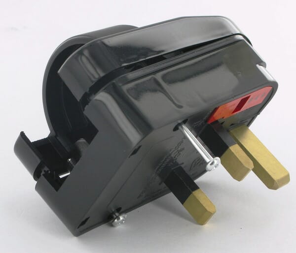 KRAMP Adapter-Stecker TCN03