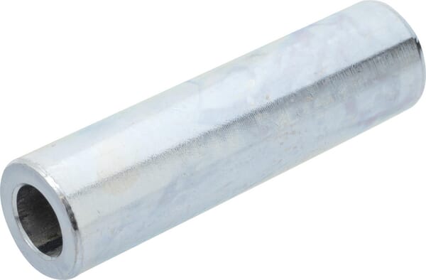 Spacer for the exhaust manifold