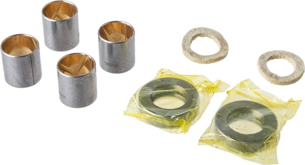 Repair kit for steering knuckle bolts