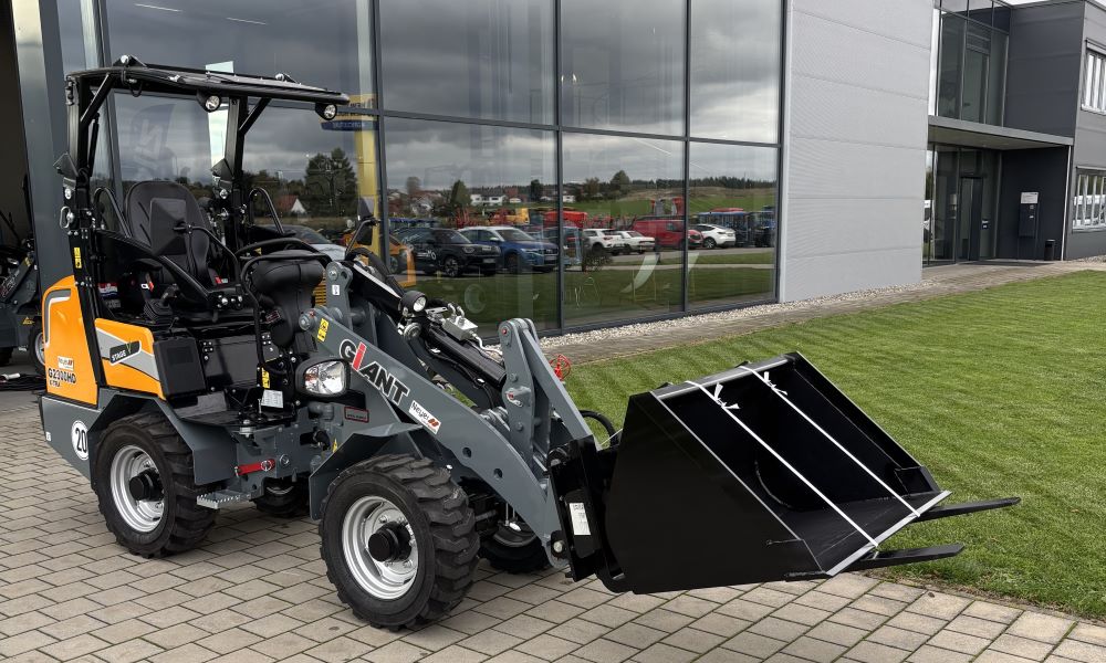 Ein neuer GAINT Hoflader für den Betrieb Ücker