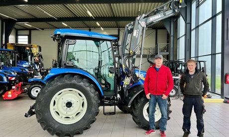 Ein New Holland T4.75S geht nach Bayern