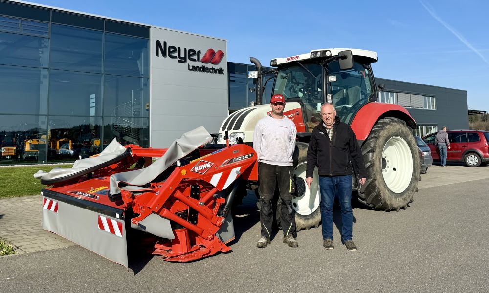 Frontmähwerk KUHN GMD 310F jetzt bei Schnürpflingen im Einsatz