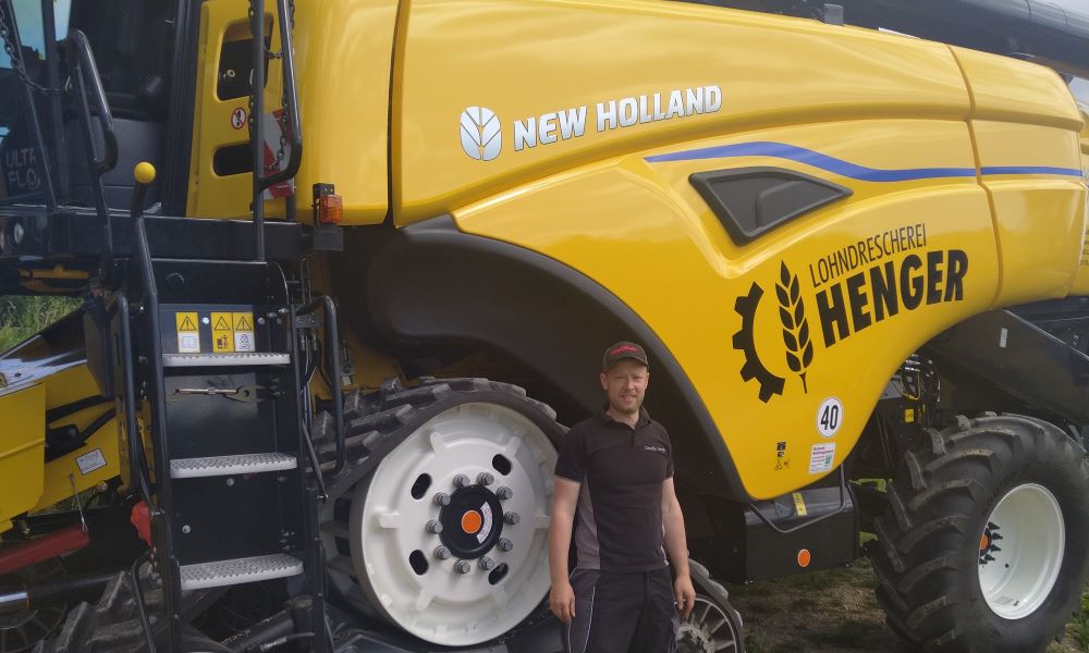 Lohnunternehmen Henger setzt auf neue Erntetechnik von New Holland