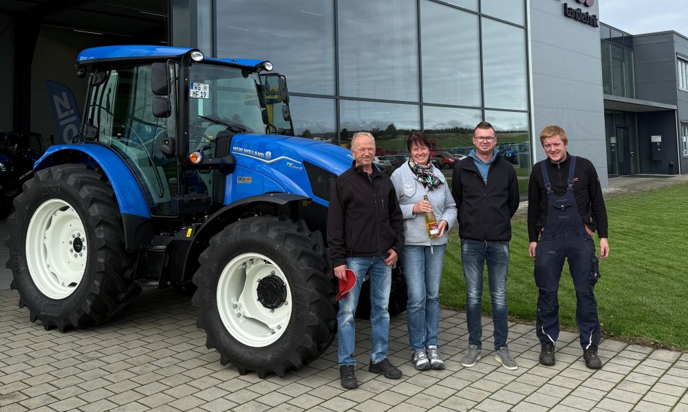 Ein New Holland T5.100S geht ins Allgäu